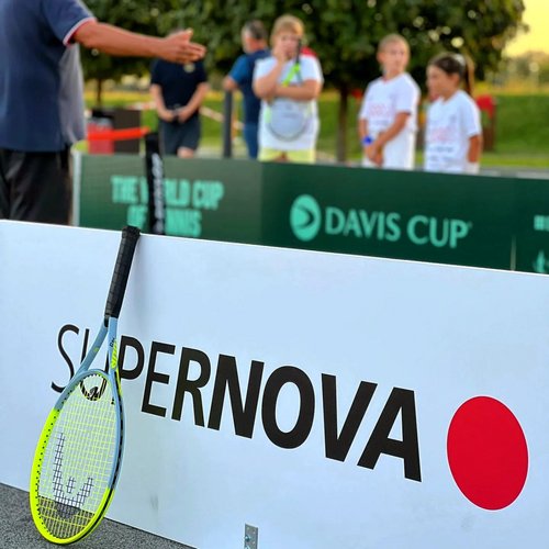 Vrijeme je za tenis.🎾🎾 Zagrijavanje za Davis Cup završnicu koja se igra u Splitu, a čiji je ponosni sponzor upravo...
